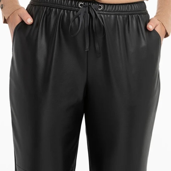 BNWT Faux-leather jogger style pant size xxl long - Picture 8 of 9